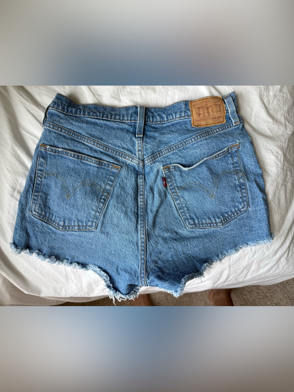 Levi’s 501 Original Distressed Cutoff Denim Shorts W30 High Rise Raw Hem